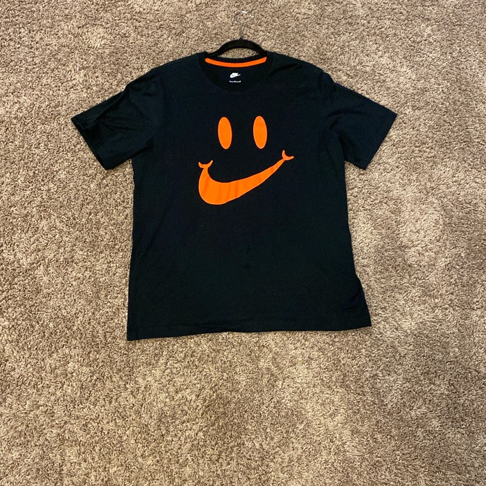 Graphic t-shirt